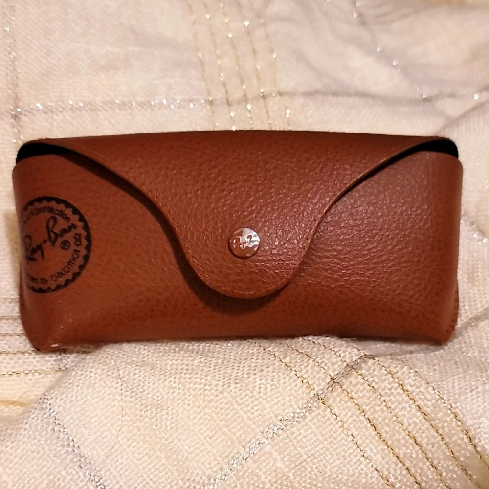 Ray-Ban Brown Leather Glasses Case - Picture 1 of 5
